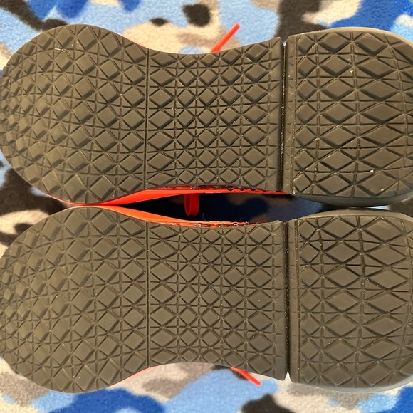 Men’s size 9 1/2 Adidas Ultra 4 D Bright Orange Running Shoes - Picture 7 of 8